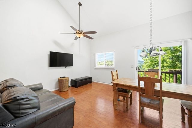 6 Brandywine Ct 2, Vernon Twp., NJ 07462