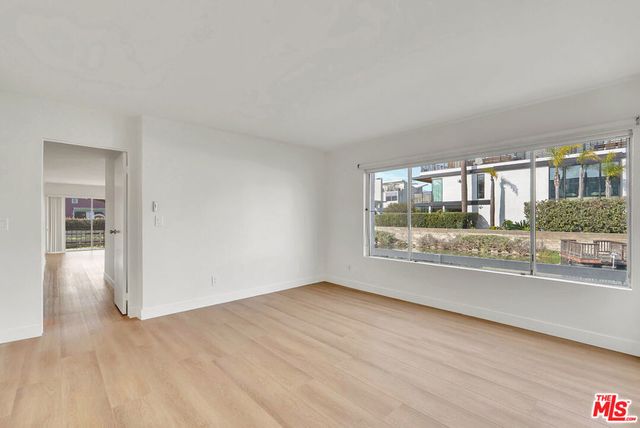 2300 Grand Canal, Venice, CA 90291