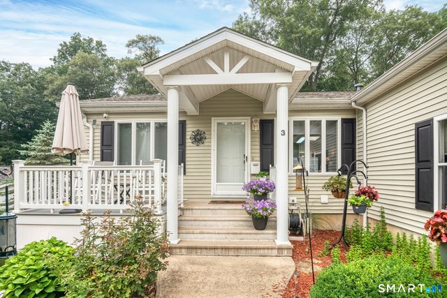 3 Indian Hill Road, Montville, CT 06382