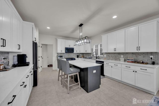 1497 Thomas Avenue, North Brunswick, NJ 08902