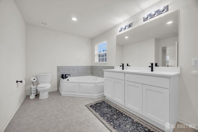 1497 Thomas Avenue, North Brunswick, NJ 08902