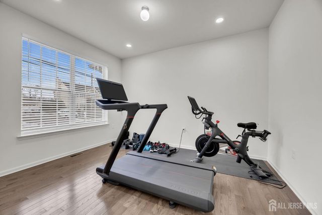 1497 Thomas Avenue, North Brunswick, NJ 08902