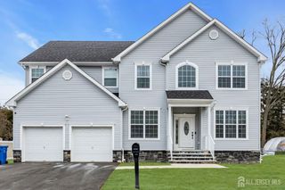 1497 Thomas Avenue, North Brunswick, NJ 08902