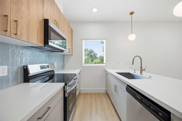 5406 San Jose Street B2, Houston, TX 77020