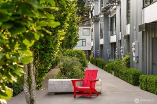 519 Madrona Avenue NE #4, Bainbridge Island, WA 98110
