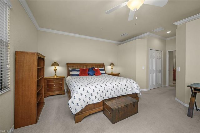 9495 Napoli LN # 201, Naples, FL 34113