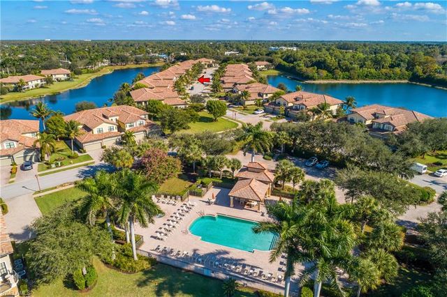 9495 Napoli LN # 201, Naples, FL 34113