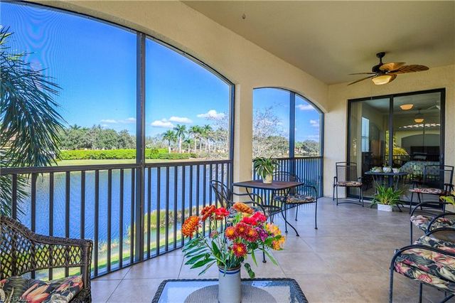 9495 Napoli LN # 201, Naples, FL 34113