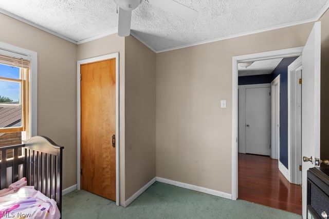3813 Collins Way, Weirton, WV 26062