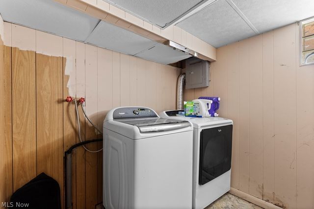 3813 Collins Way, Weirton, WV 26062