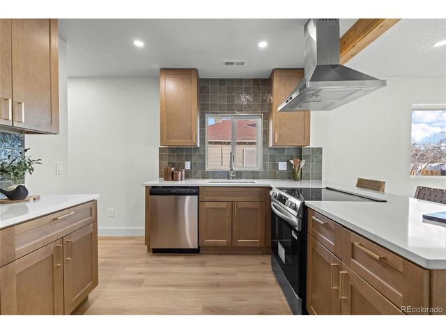 43 Hazel Ct, Denver, CO 80219