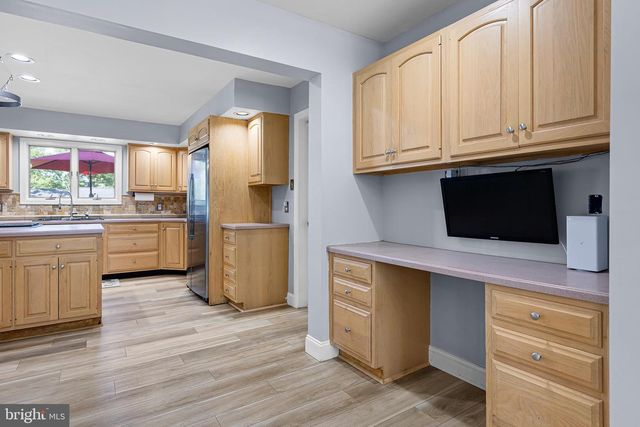 15 LAWRENCE AVE, Newark, DE 19711