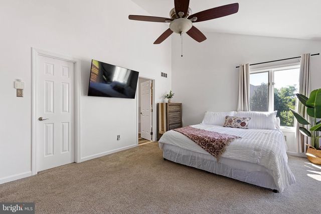 15 LAWRENCE AVE, Newark, DE 19711