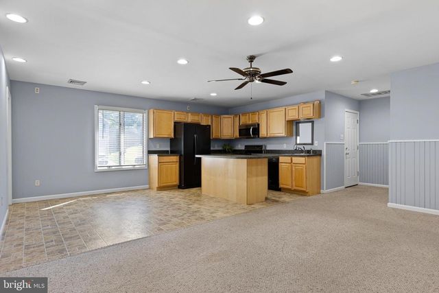 15 LAWRENCE AVE, Newark, DE 19711