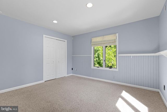 15 LAWRENCE AVE, Newark, DE 19711