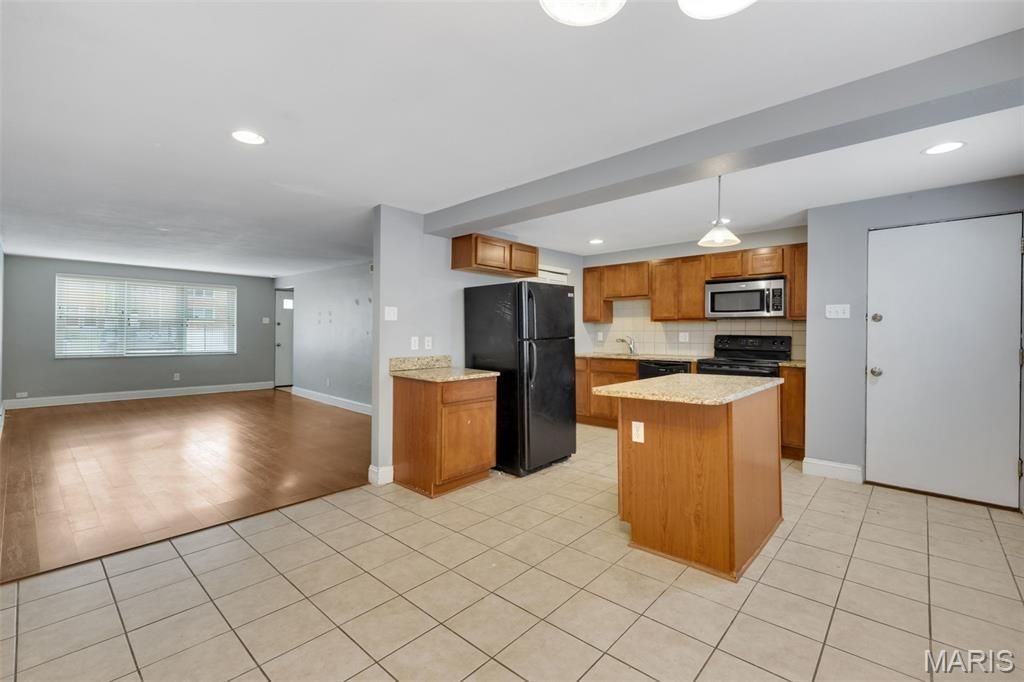 7731 Wild Plum Avenue, St Louis, MO 63130