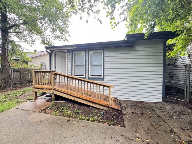 3225 Lakeford Dr, Nashville, TN 37214