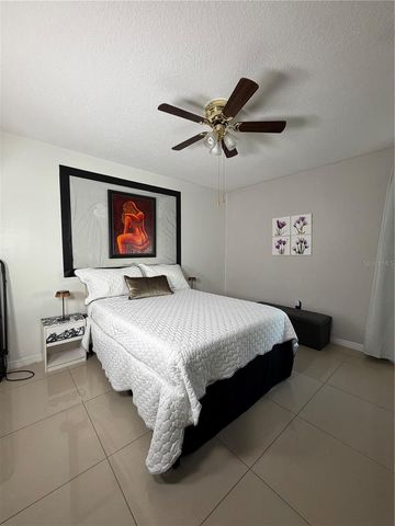 36 LAKEPOINTE CIRCLE, Kissimmee, FL 34743