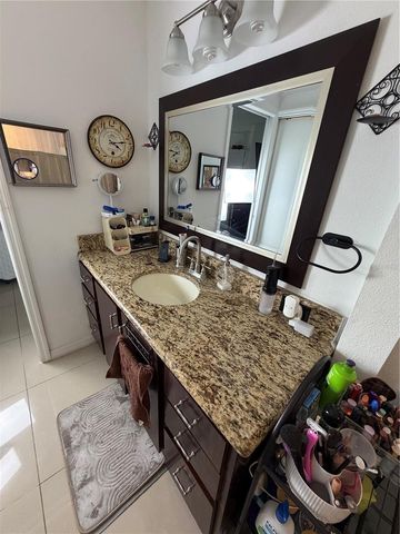 36 LAKEPOINTE CIRCLE, Kissimmee, FL 34743