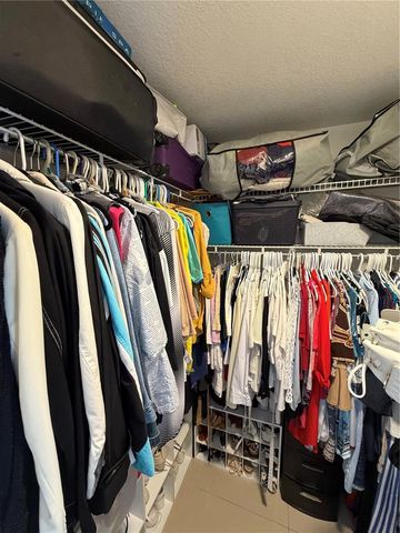 36 LAKEPOINTE CIRCLE, Kissimmee, FL 34743