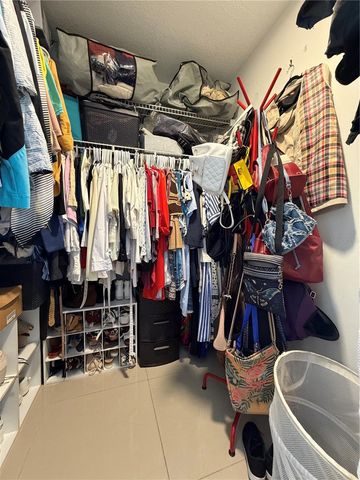 36 LAKEPOINTE CIRCLE, Kissimmee, FL 34743