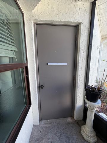 36 LAKEPOINTE CIRCLE, Kissimmee, FL 34743