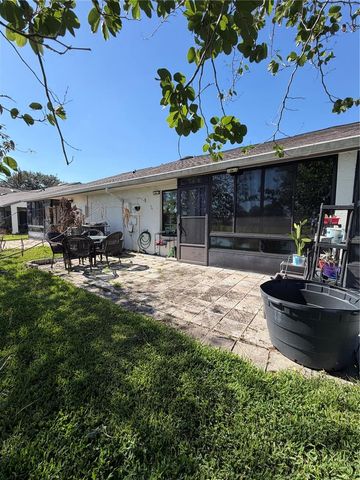 36 LAKEPOINTE CIRCLE, Kissimmee, FL 34743