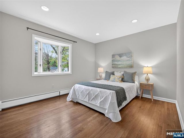 5 Sycamore Court, Ramsey, NJ 07446