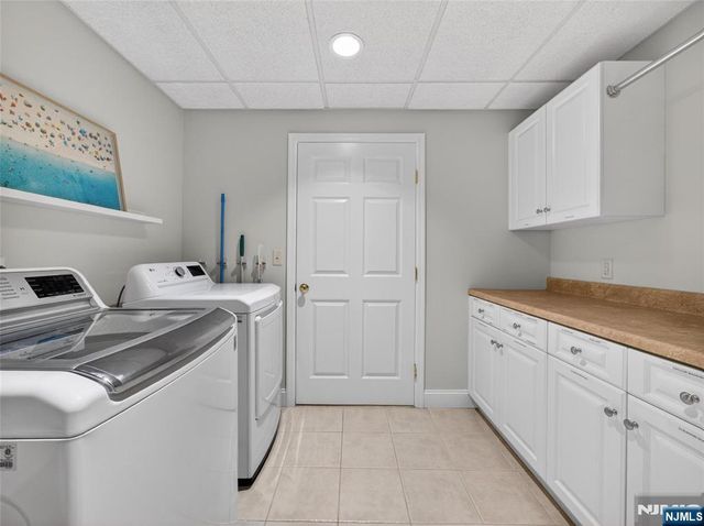 5 Sycamore Court, Ramsey, NJ 07446