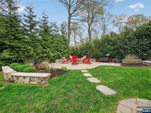 5 Sycamore Court, Ramsey, NJ 07446