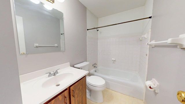 4723 Tarryton Court S, 14E, Columbus, OH 43228