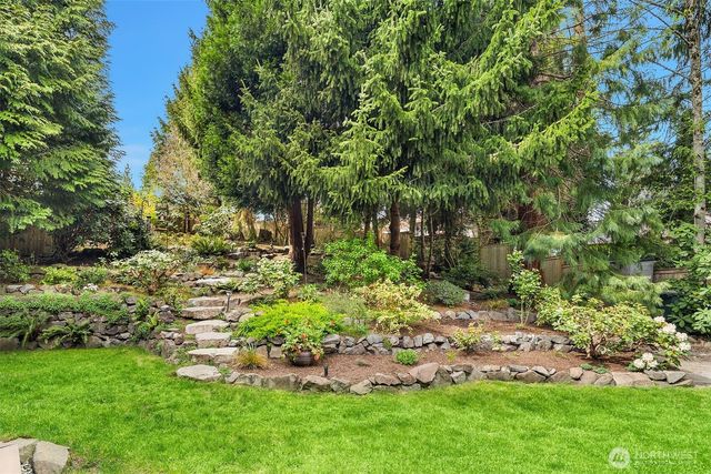 16290 SE 48th Drive, Bellevue, WA 98006