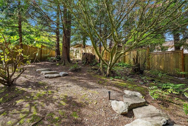 16290 SE 48th Drive, Bellevue, WA 98006