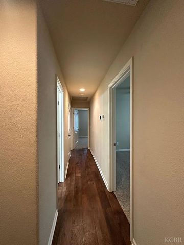 3107 W Oriole Avenue, Visalia, CA 93291