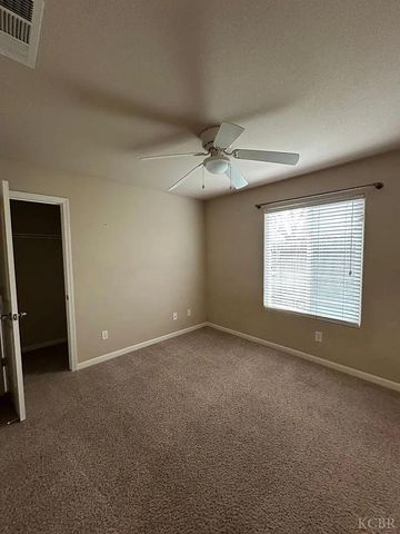 3107 W Oriole Avenue, Visalia, CA 93291