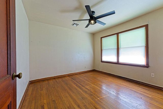 903 E Eufaula Street, Norman, OK 73071
