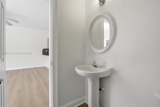 13474 SW 124th Ave Rd, Miami, FL 33186