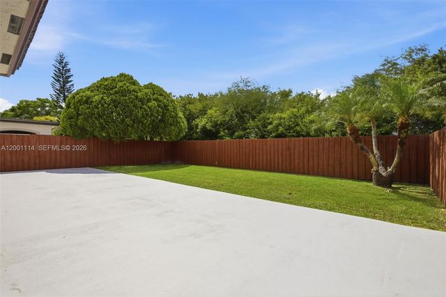 13474 SW 124th Ave Rd, Miami, FL 33186