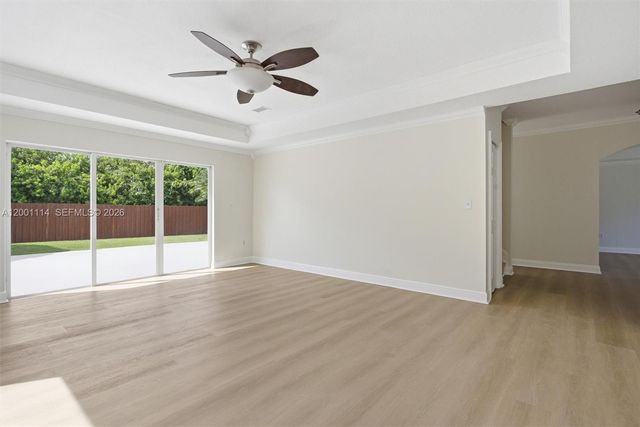 13474 SW 124th Ave Rd, Miami, FL 33186