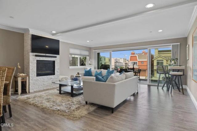 104 La Brea Street, Oxnard, CA 93035