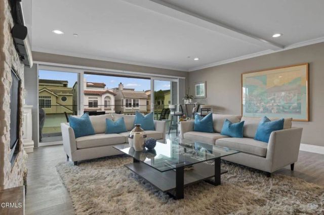 104 La Brea Street, Oxnard, CA 93035