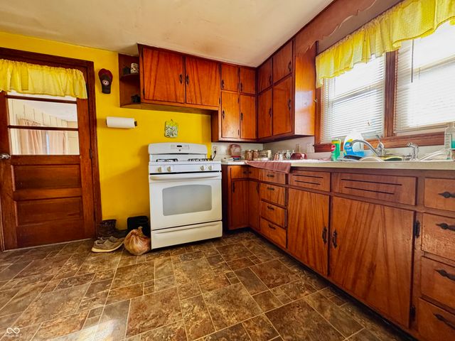 132 Vine Street, Crothersville, IN 47229