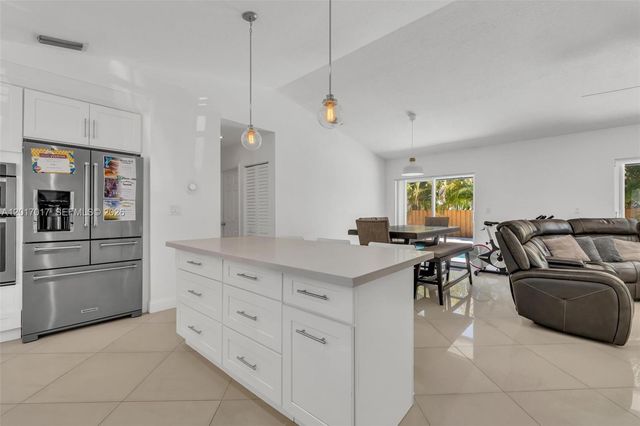 14813 SW 171st Ter 14813, Miami, FL 33187