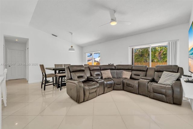 14813 SW 171st Ter 14813, Miami, FL 33187