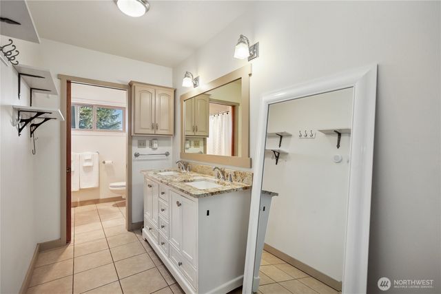 1970 State Route 105, Aberdeen, WA 98520