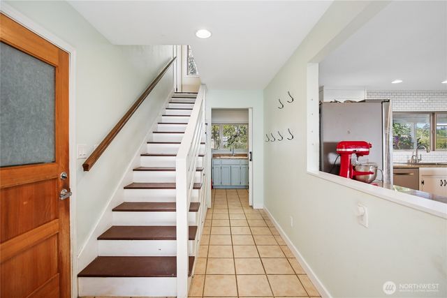 1970 State Route 105, Aberdeen, WA 98520