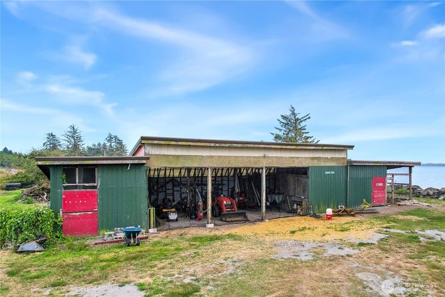 1970 State Route 105, Aberdeen, WA 98520