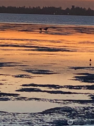 1970 State Route 105, Aberdeen, WA 98520