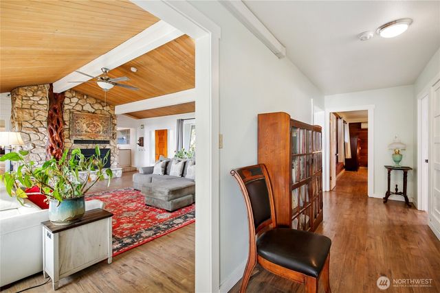 1970 State Route 105, Aberdeen, WA 98520