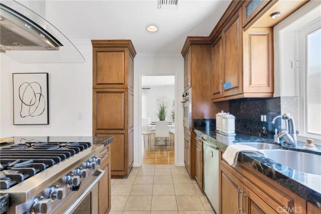 22334 Criswell Street, Woodland Hills, CA 91303